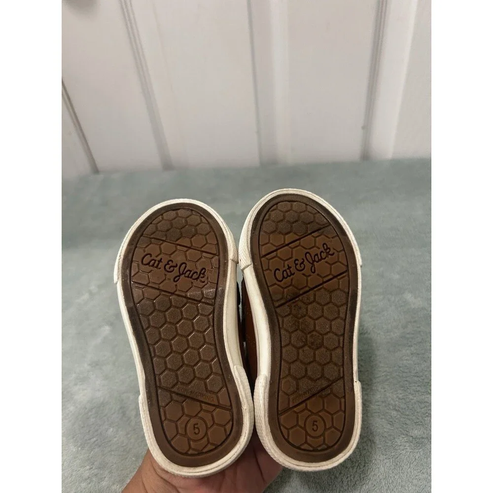 Cat & Jack Toddler Boys Brown Hook & Loop Sneakers Size 5
